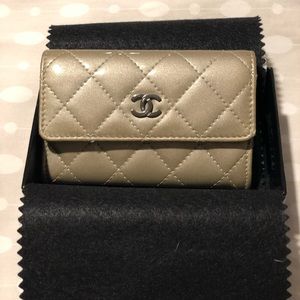 Chanel Card Holder in Light Gold Patent Leather
